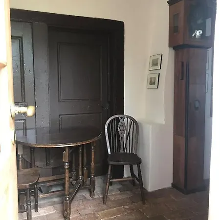 Semesterbostad Kavaliershaus Schloss Dennenlohe Unterschwaningen